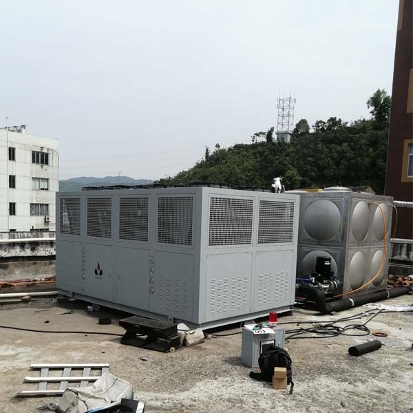 球磨机冷却现场