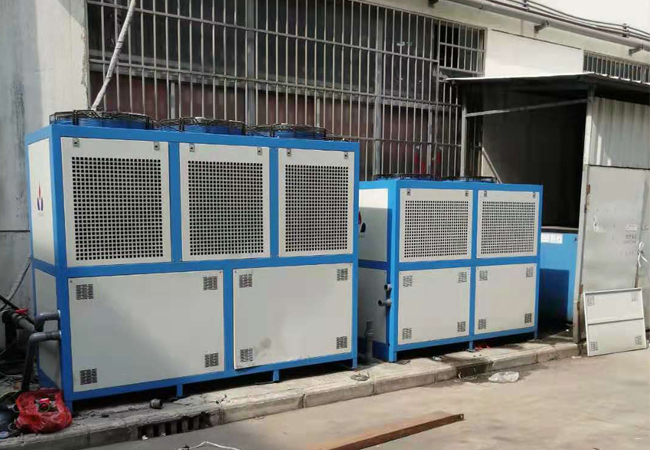 工业冷水机的价格大致是多少？